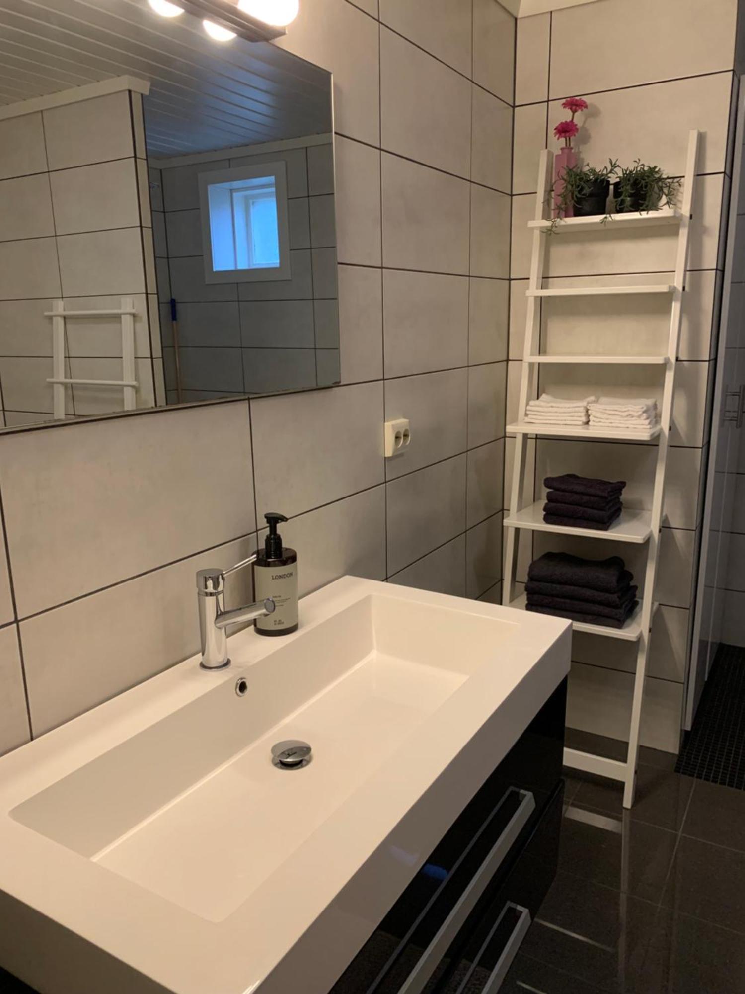 Voss Apartment *